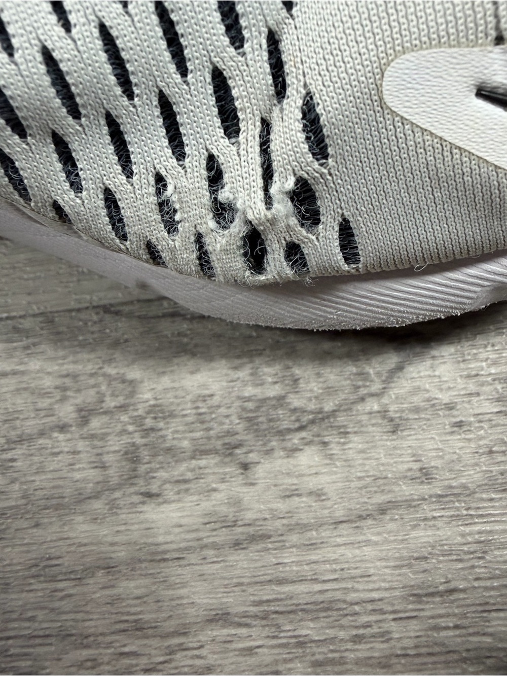 Nike Women's White/Black Air Max 270 React-Style Sneakers - Picture 5 of 7